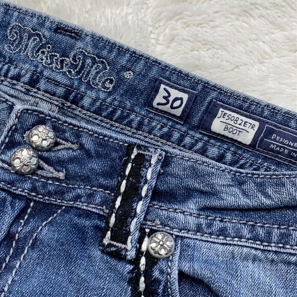 Miss Me fro Buckle Women’s Bling Wings Bootcut Denim Jeans Size 30 x 27” - Picture 15 of 15